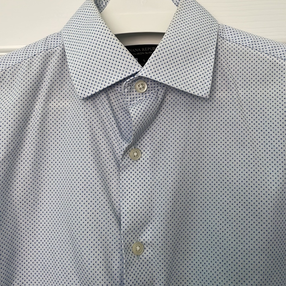 Banana Republic non iron slim fit dress shirt small